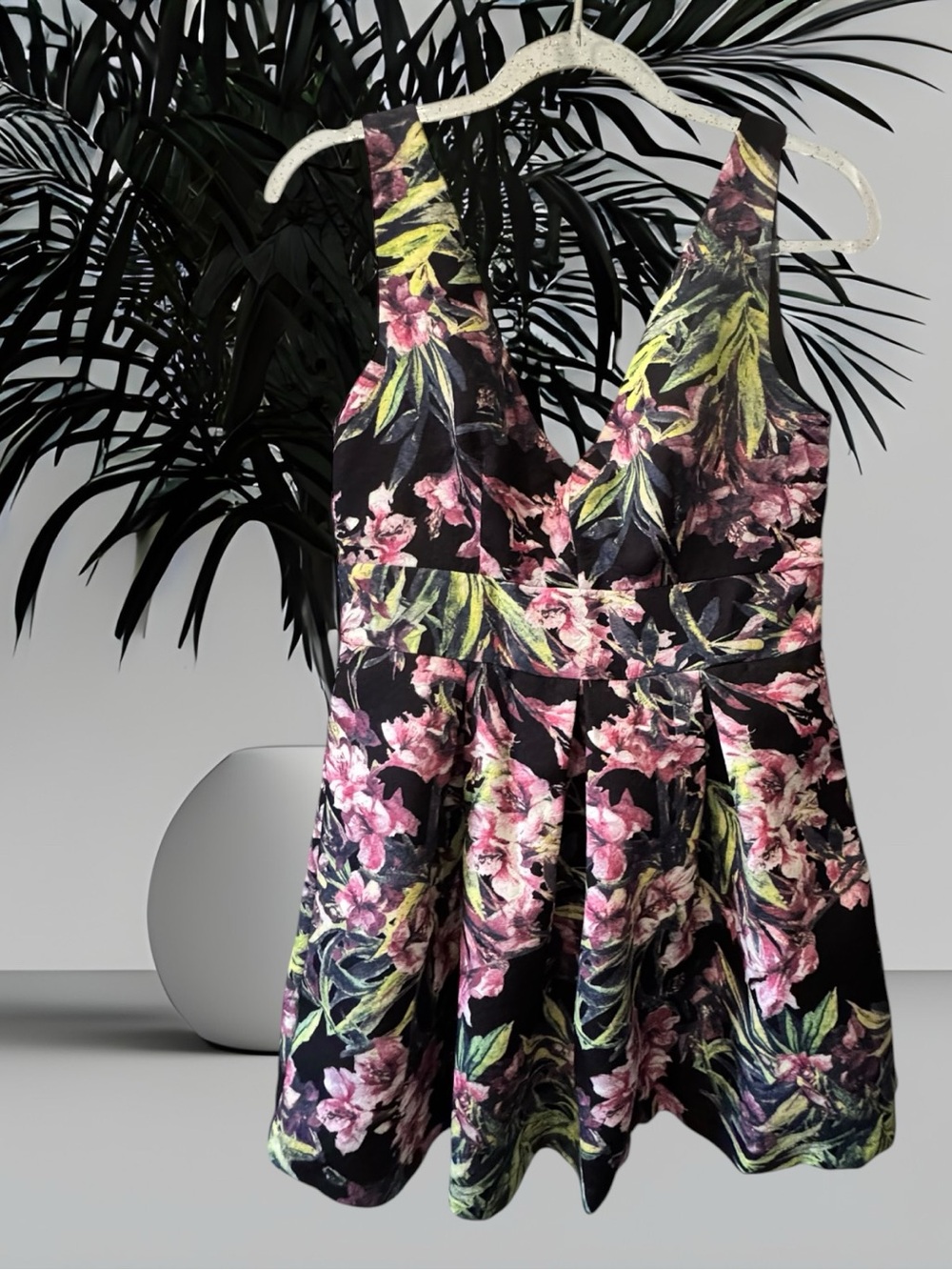 Floral Fit & Flare Sleeveless Dress Black Pink Green